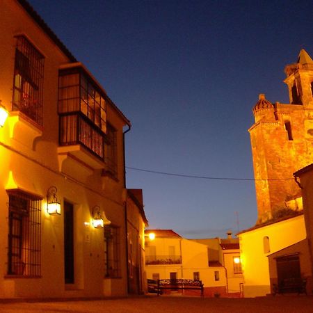 Casa Rural Y Restaurante Casa Adriano Guest House Alanis Luaran gambar