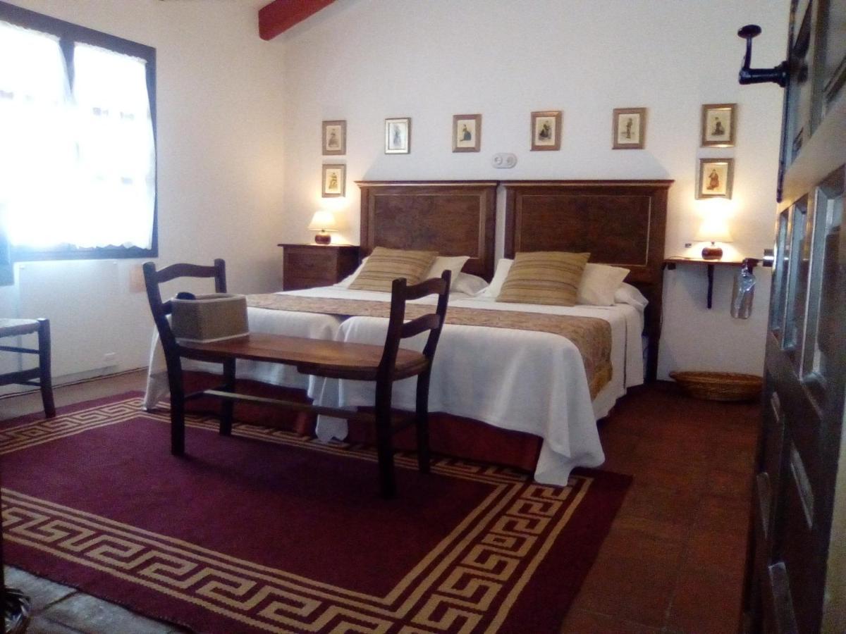 Casa Rural Y Restaurante Casa Adriano Guest House Alanis Luaran gambar