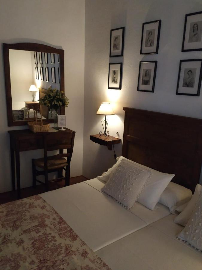 Casa Rural Y Restaurante Casa Adriano Guest House Alanis Luaran gambar